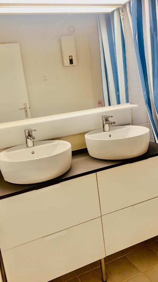 Ruim, Lichtrijk Appartement Met Groot Terras Uitstekend Gelegen In デ パンネ エクステリア 写真