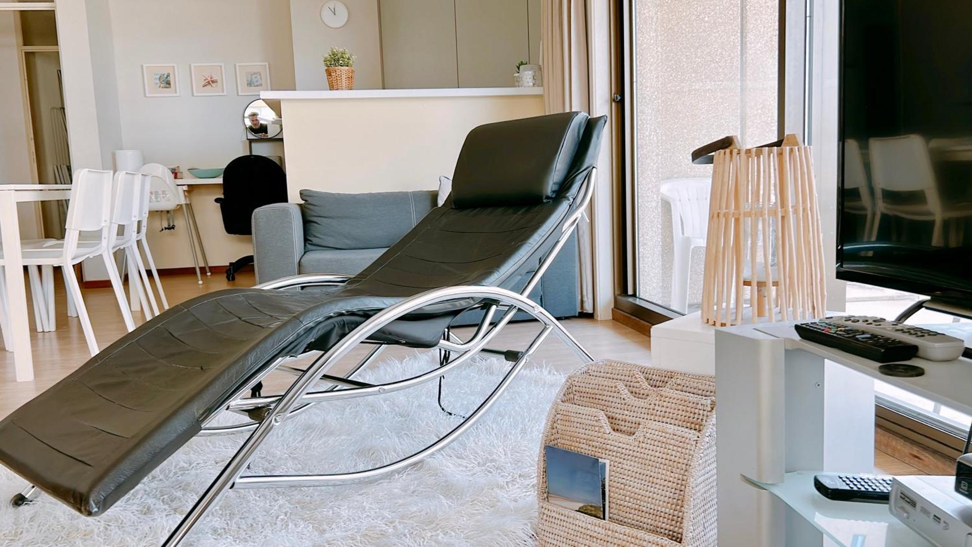 Ruim, Lichtrijk Appartement Met Groot Terras Uitstekend Gelegen In デ パンネ エクステリア 写真